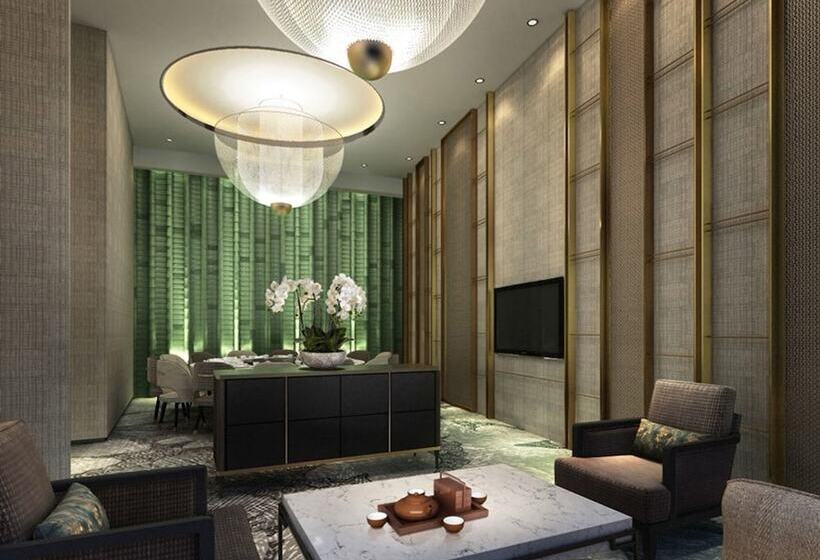 호텔 Sheraton Kuching