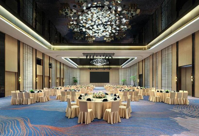 호텔 Sheraton Kuching