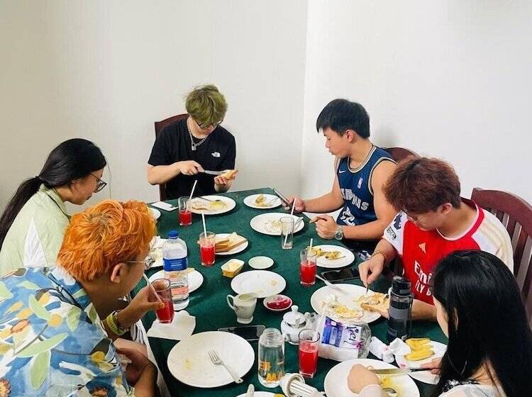 Отель Sigiri Holiday Bungalow