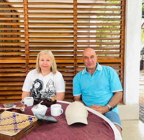 Отель Sigiri Holiday Bungalow