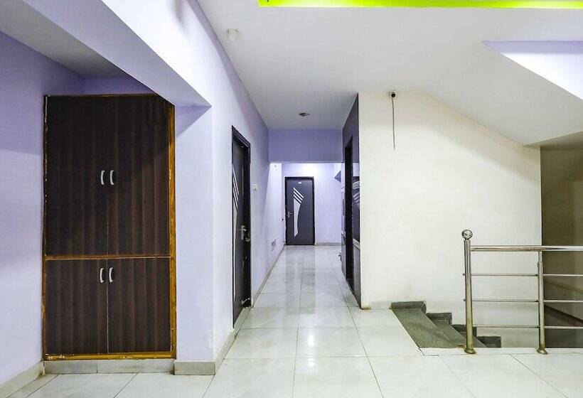 בית מלון כפרי Fabexpress Sri Lakshmi Residency