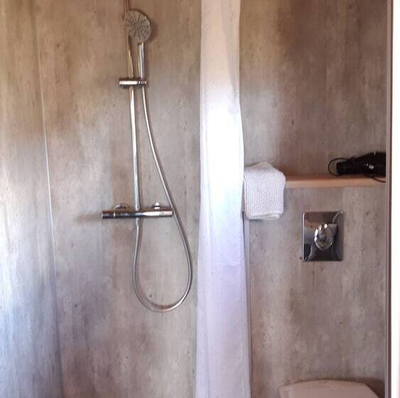 هتل Stundarfriður Cottages