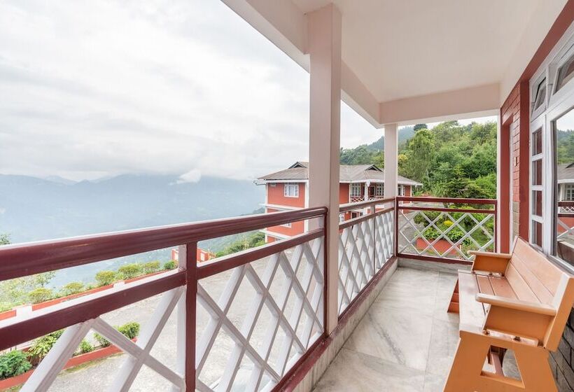 Отель Summit Tashigang Resort