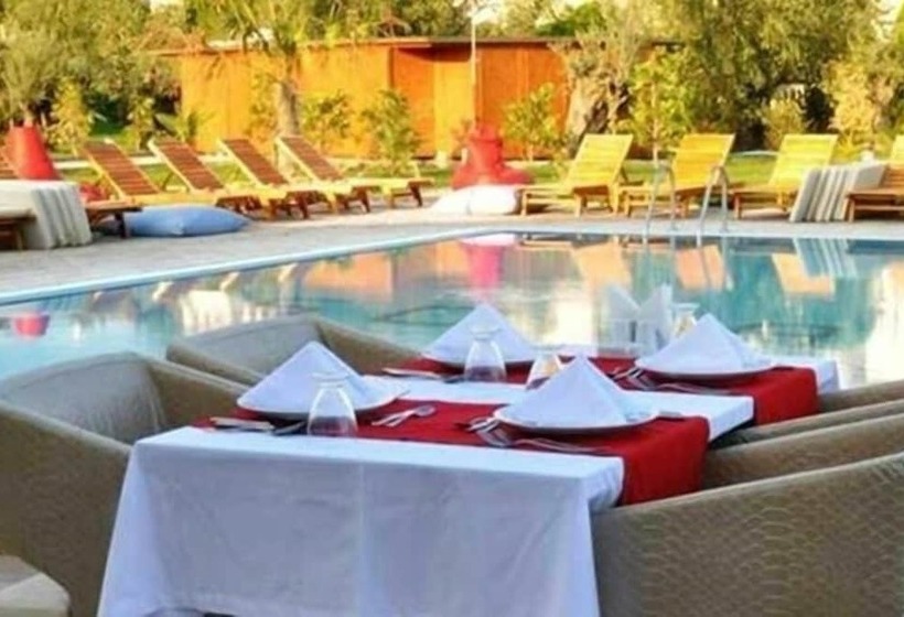 ホテル The Green Beach Resort
