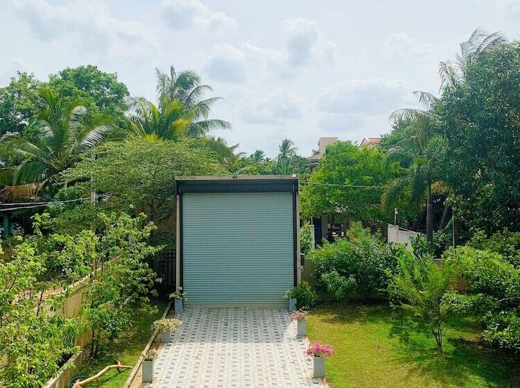 酒店 The Kenoli's City Hotek