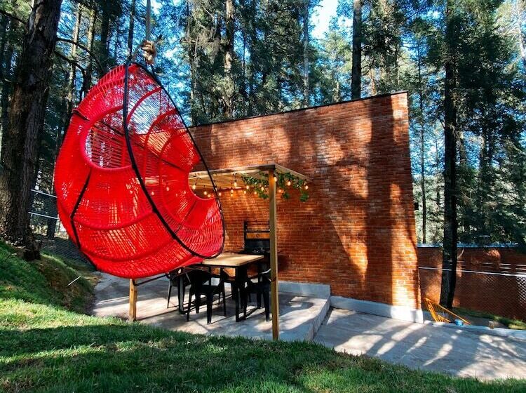 酒店 Tinychillhouse