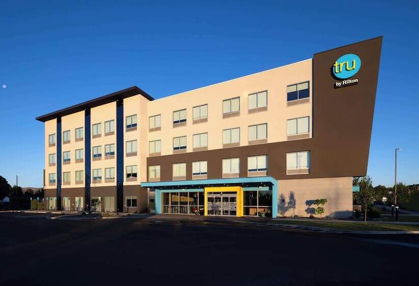 Отель Tru By Hilton Yakima Airport