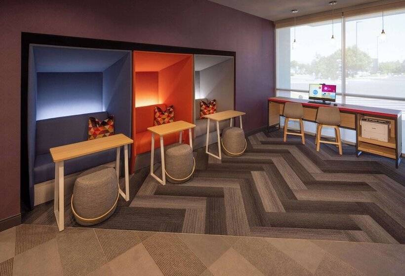 Отель Tru By Hilton Yakima Airport