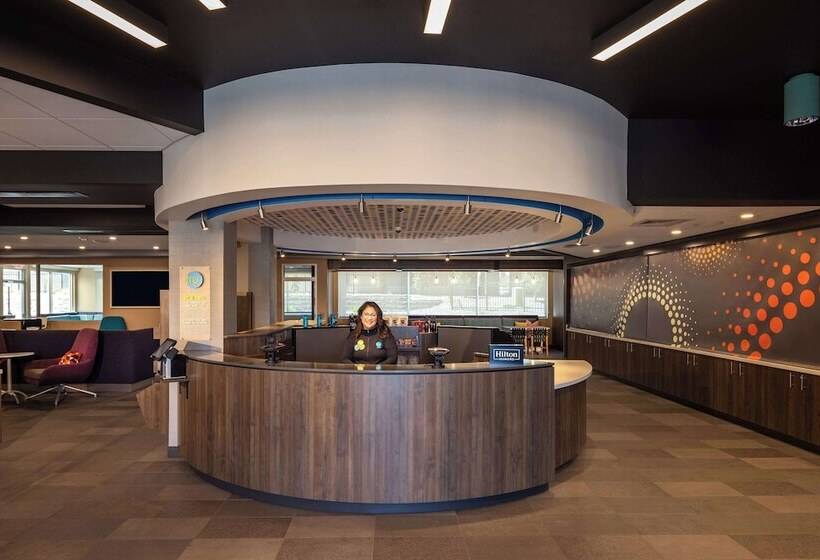 Отель Tru By Hilton Yakima Airport