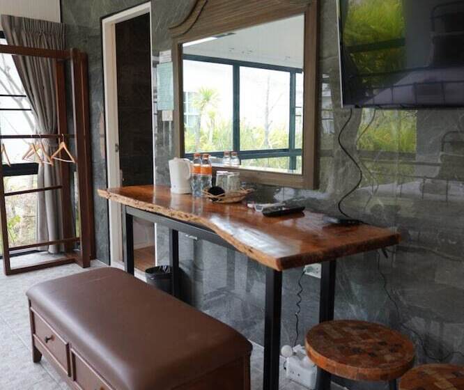 בית מלון כפרי Utapao Resort