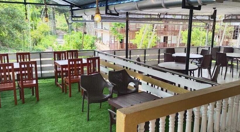 ホテル White Pearl Home Stay