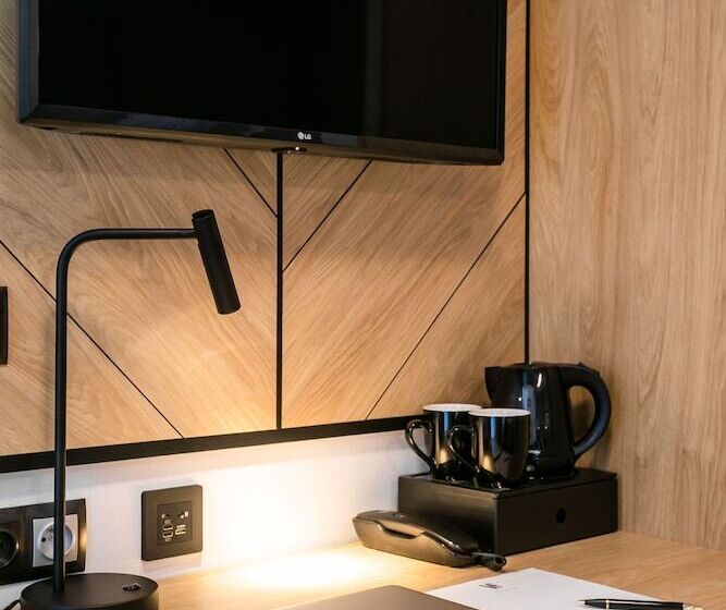 Отель Vesper House