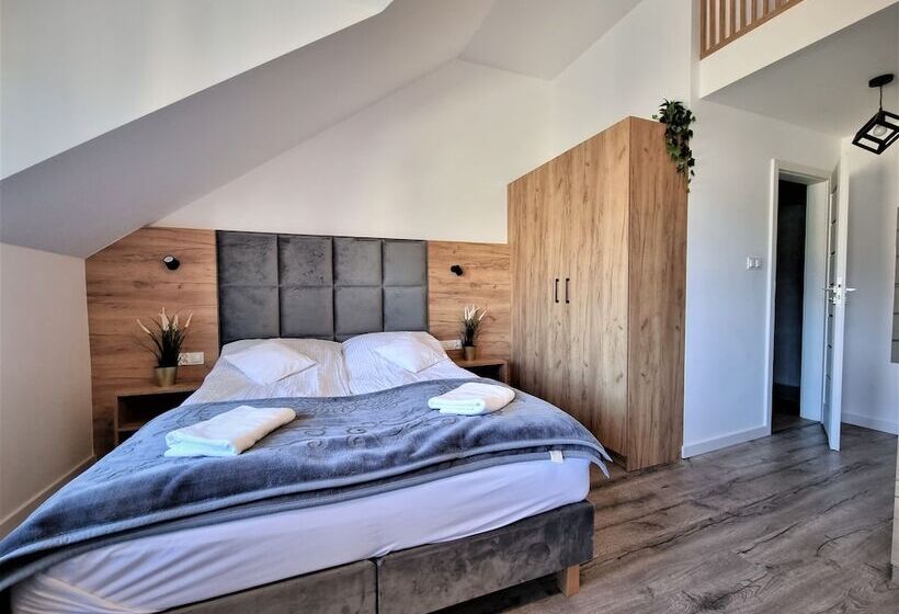 בית מלון כפרי Willa Sky