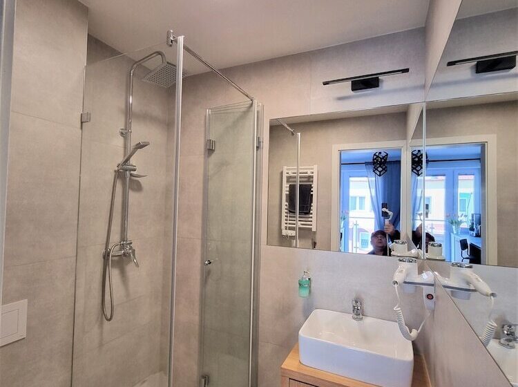 בית מלון כפרי Willa Sky