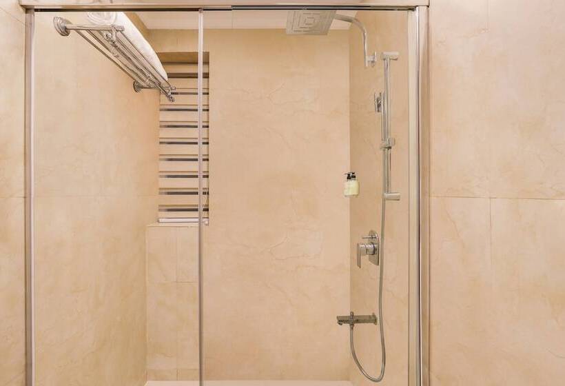 Lemon Tree Hotel Mcleodganj