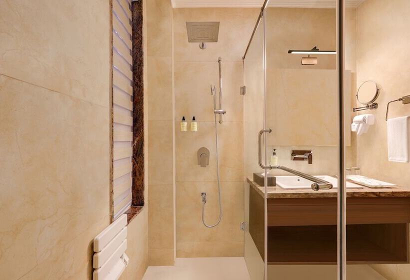 Lemon Tree Hotel Mcleodganj