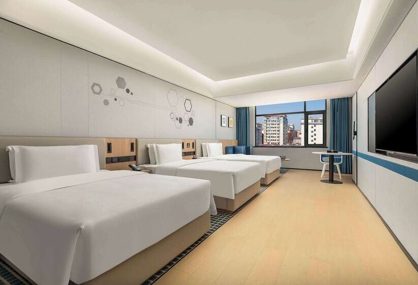 Microtel By Wyndham Xishuangbanna Mengle