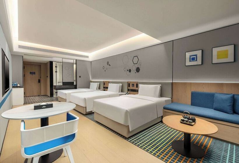 Microtel By Wyndham Xishuangbanna Mengle