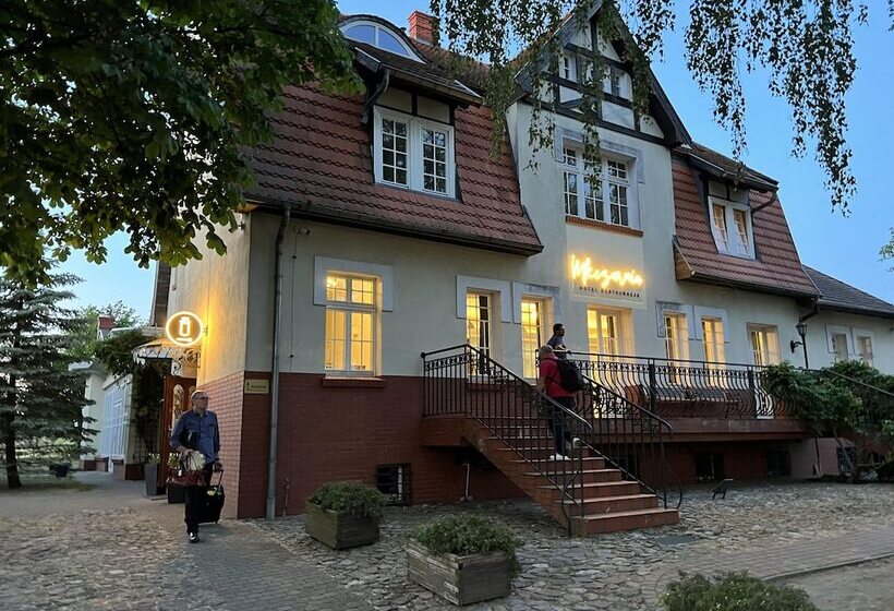 Mleczarnia Hotel Restauracja
