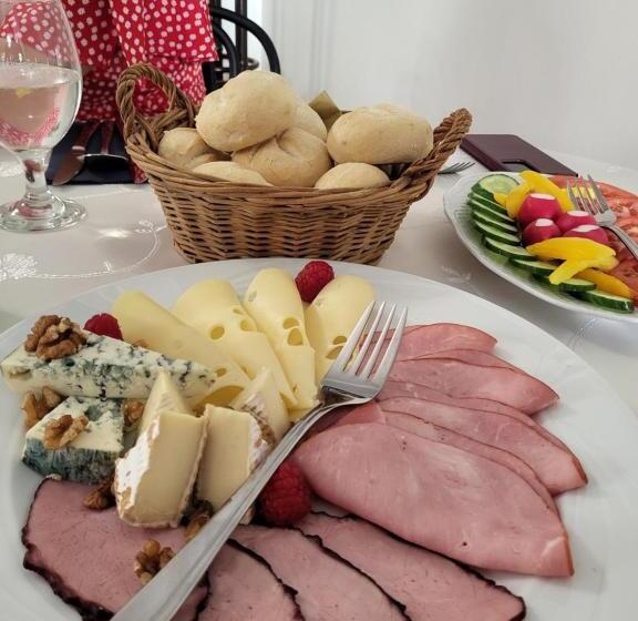 Mleczarnia Hotel Restauracja