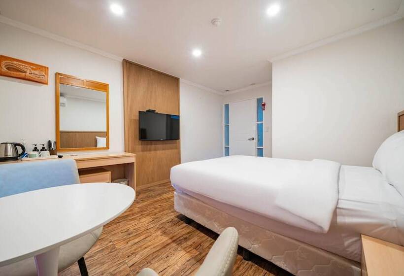 فندق على الطريق Sokcho Hotel Cheongcho