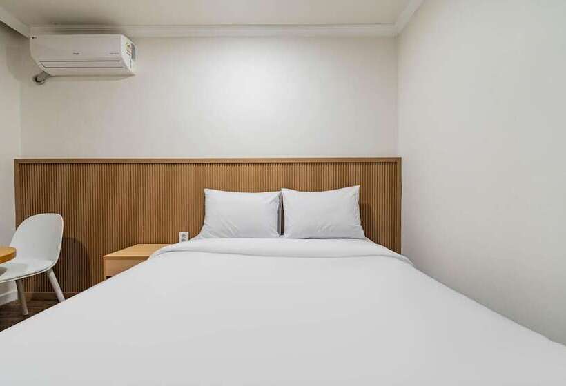 فندق على الطريق Sokcho Hotel Cheongcho
