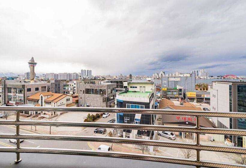 فندق على الطريق Sokcho Hotel Cheongcho