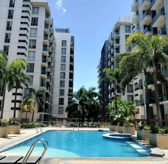 One Palm Tree Villas Hyuna Place, Acros Naia T3