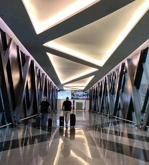 One Palm Tree Villas Hyuna Place, Acros Naia T3