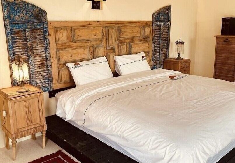 پانسیون Ali Baba Infinity