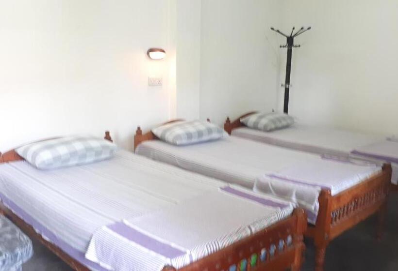 Пансион Bay Walk By Ahsram