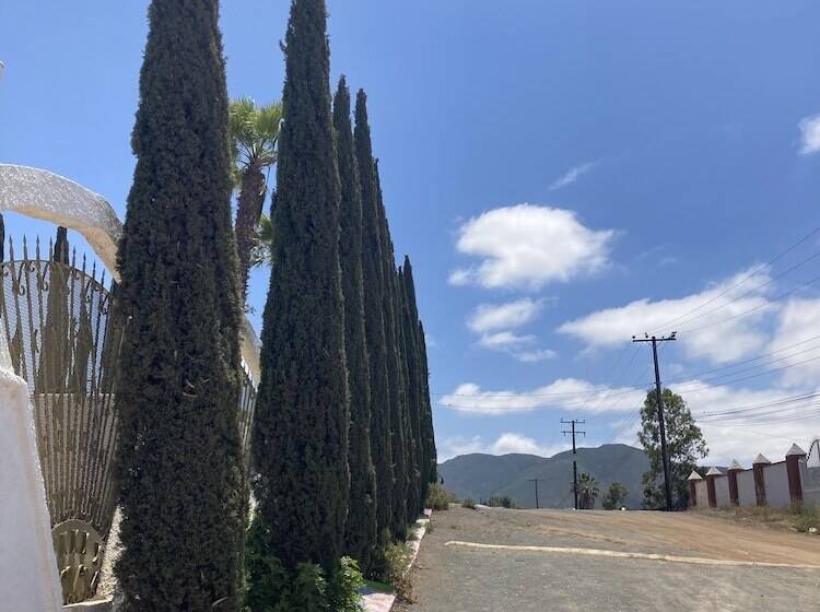 بنسيون Casa Ciprés