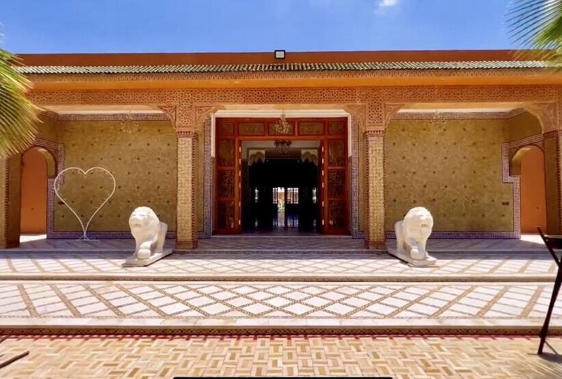 پانسیون Domaine Bahi