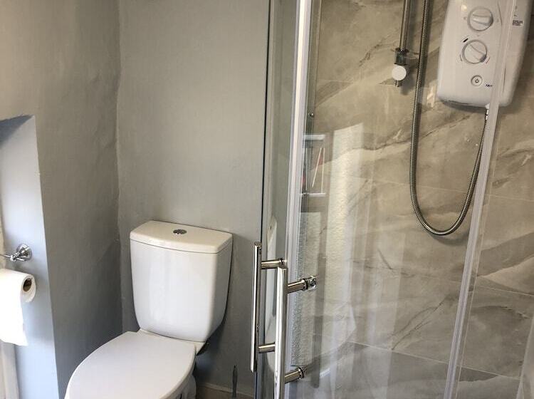 膳宿费 Eden Quay Lodge