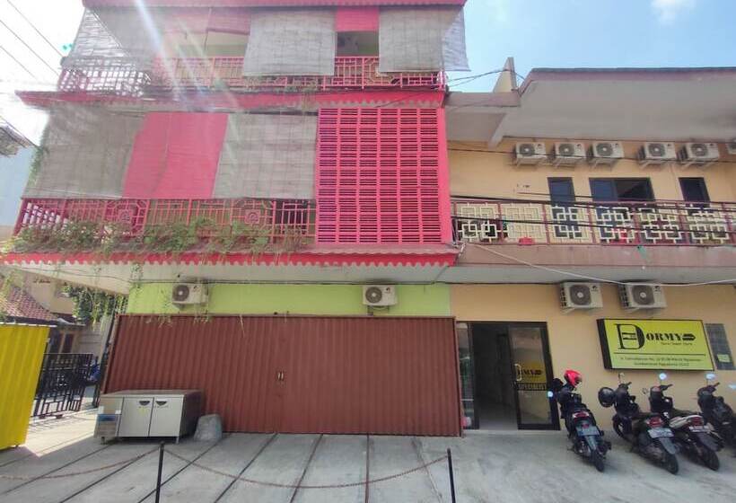 פנסיון Kingkost Cokrodipuran 2