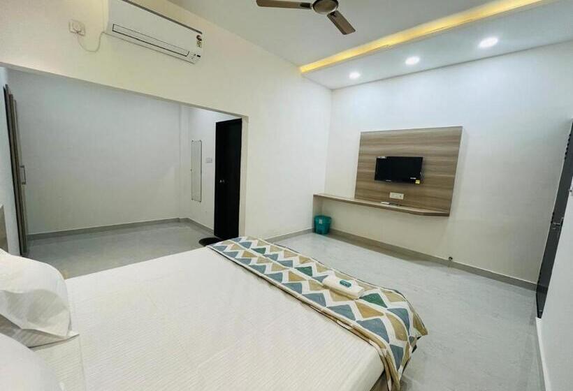 پانسیون Log Inn Banaras