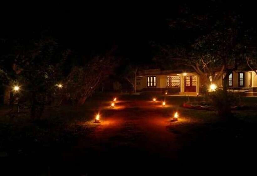 펜션 Ralahami Bungalow