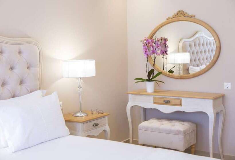 بنسيون Vk Luxury Suites   Private Parking   Adults Only