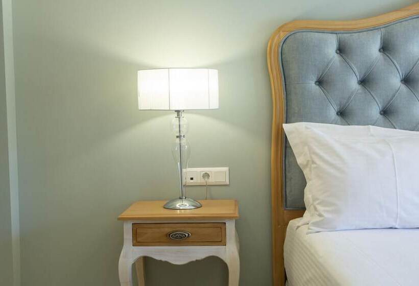 بنسيون Vk Luxury Suites   Private Parking   Adults Only