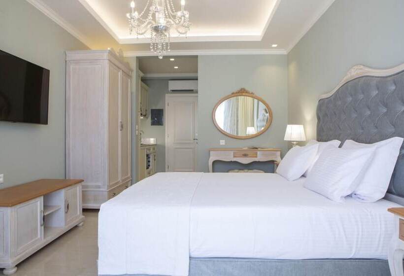 بنسيون Vk Luxury Suites   Private Parking   Adults Only