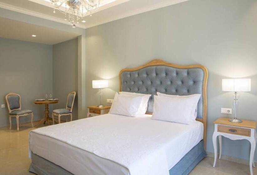 بنسيون Vk Luxury Suites   Private Parking   Adults Only