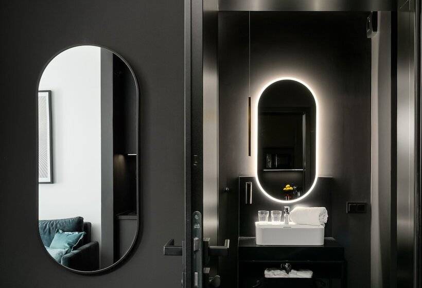 Saint Martin Residence By Y3 Hotels, Old Town With Wellness