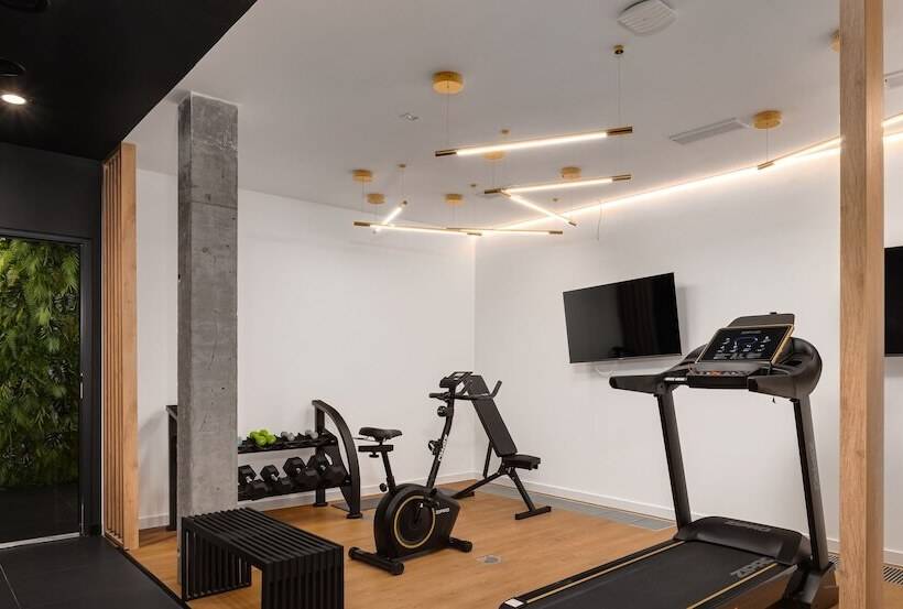 Saint Martin Residence By Y3 Hotels, Old Town With Wellness