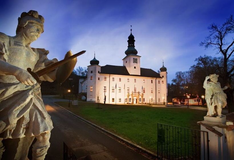 Отель Chateau Třešť