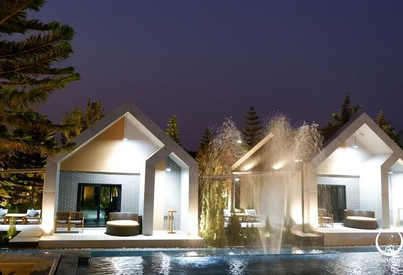 See Stars & Forest Resort