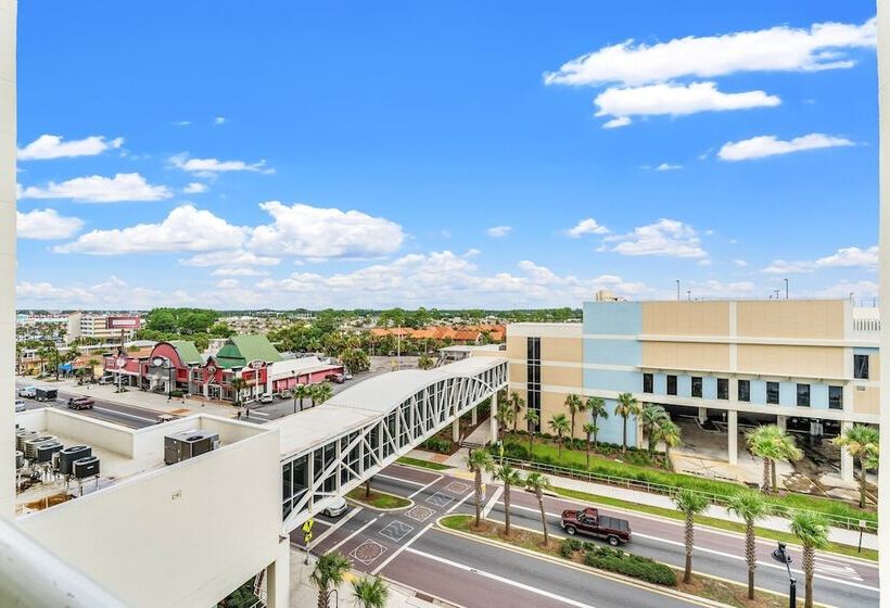 Shoreline Serenity By Avantstay Beachfront + Views!
