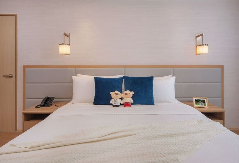 Somerset Valero Makati