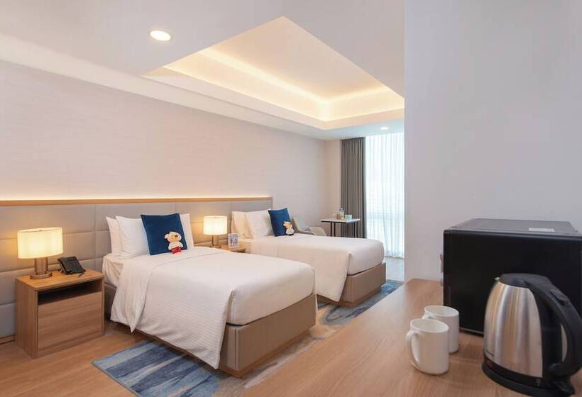 Somerset Valero Makati