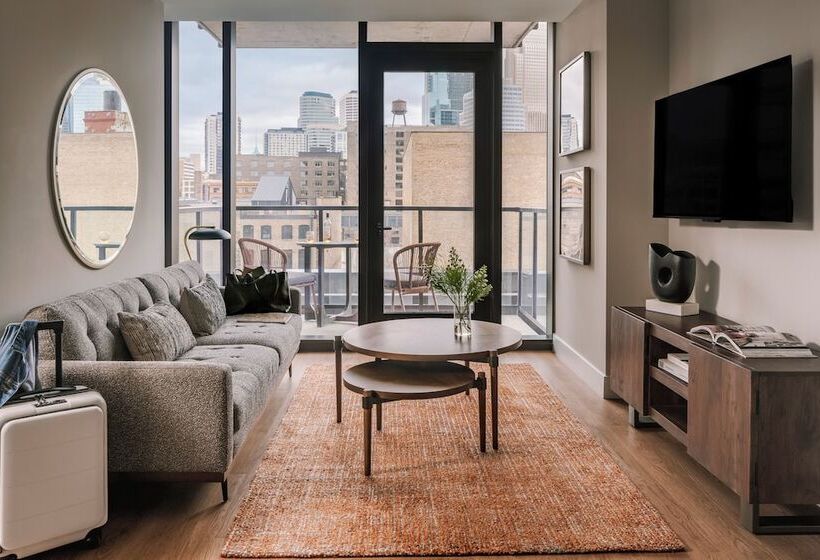 Sonder At North Loop Green