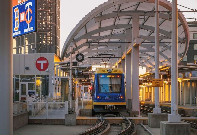 Sonder At North Loop Green